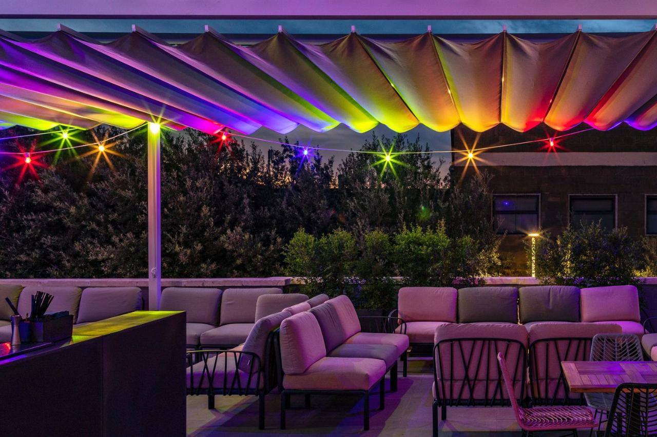 Arryvo Hotel Lecce Esterno foto